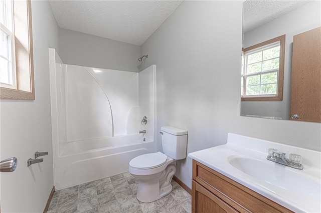 26805 Stephanie Ln, Laquey, MO 65534 - full bathroom with vanity, toilet, a textured ceiling, shower / washtub combination, and baseboards