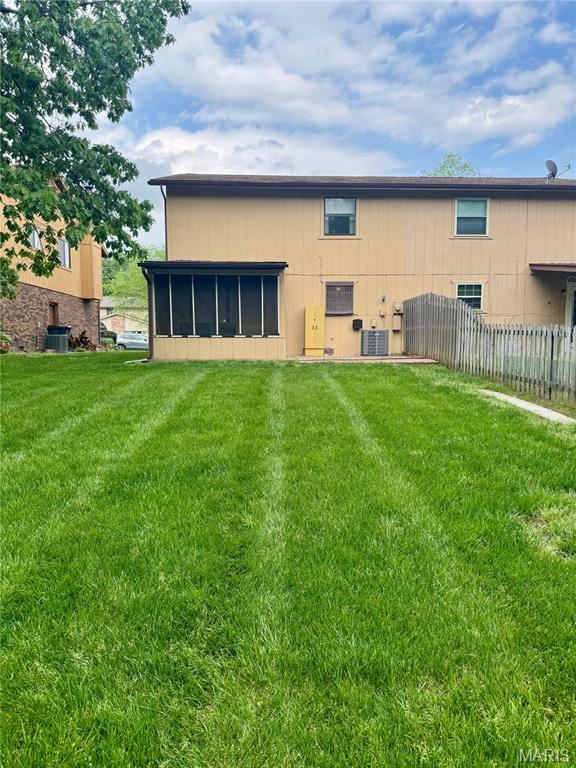 517 Vicksburg Dr, Belleville, IL 62221 - photo 23