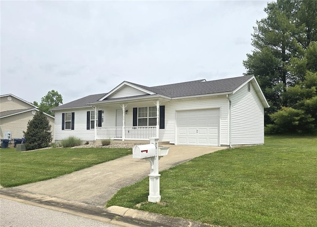 817 Daniels Trl, Marthasville, MO 63357 - ranch-style house featuring covered porch, a garage, driveway, and a front yard