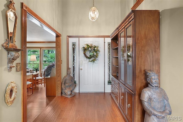 1553 Ridge Rd, Wildwood, MO 63021 - entryway with wood finished floors and a towering ceiling