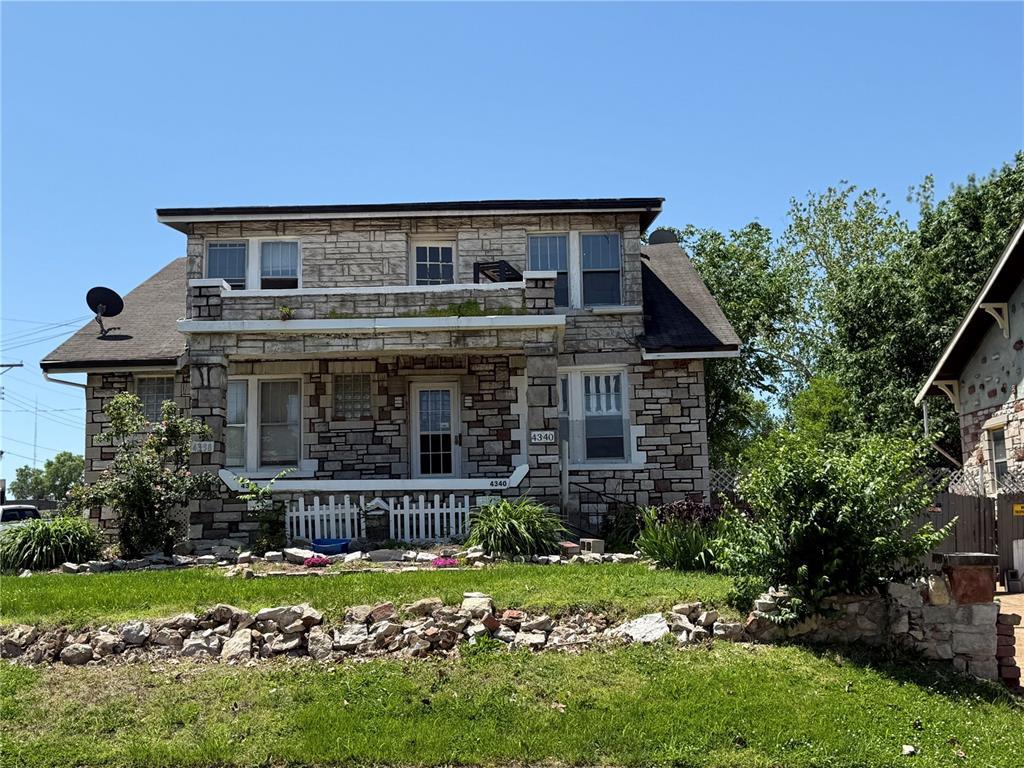 4338 Seibert Ave, Saint Louis, MO 63123 - photo 1