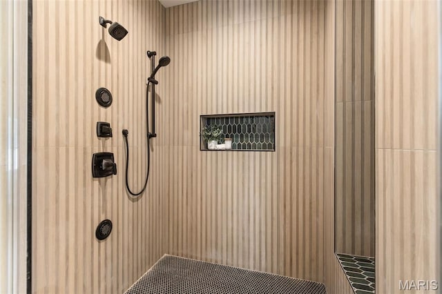 401 Rayburn Ave, Sunset Hills, MO 63127 - bathroom view of a tile shower