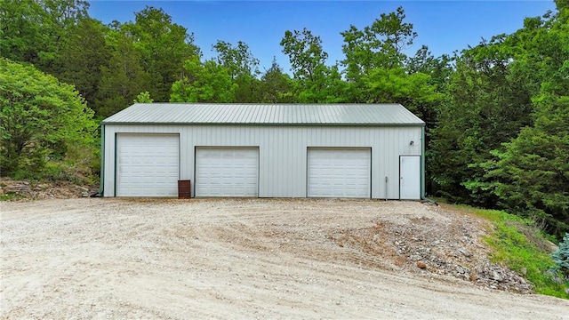 view of detached garage