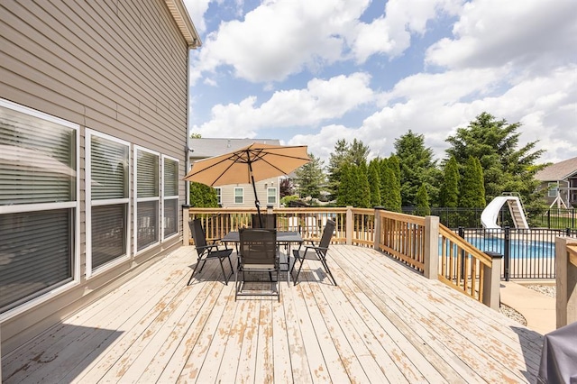 deck with outdoor dining space