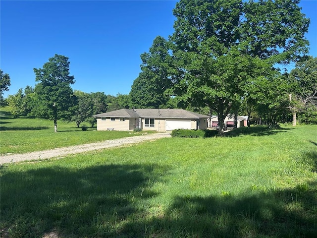 12219 Peter Moore Ln, De Soto, MO 63020 - view of front of home with a front yard