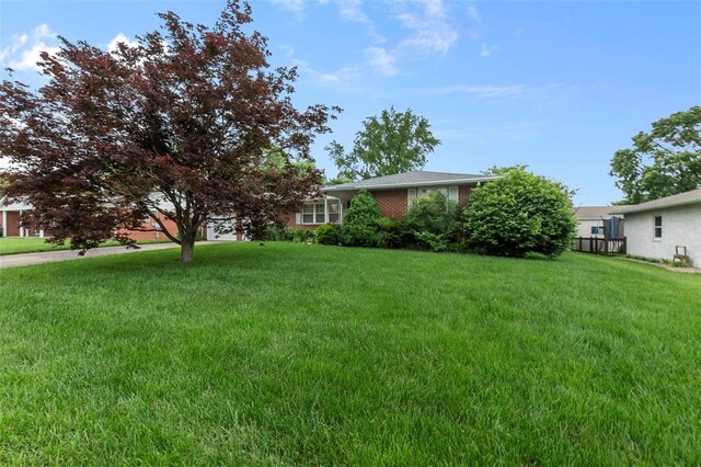 626 Sue Dr, Jackson, MO 63755 - view of green lawn
