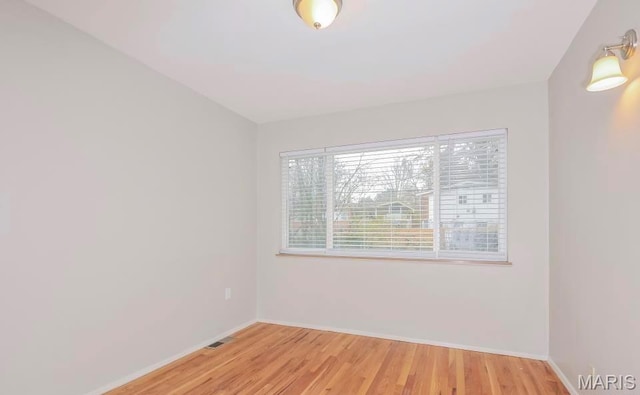 2520 Furlong Ln, Florissant, MO 63033