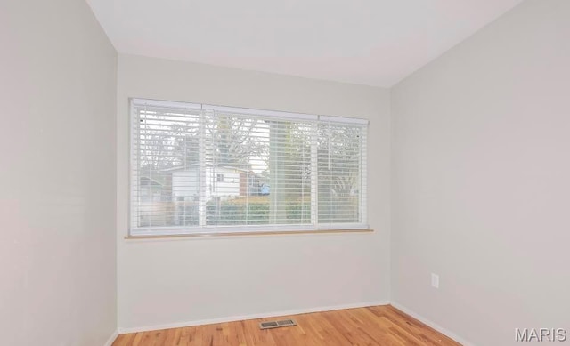 2520 Furlong Ln, Florissant, MO 63033