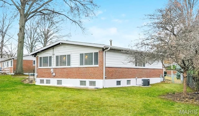 2520 Furlong Ln, Florissant, MO 63033