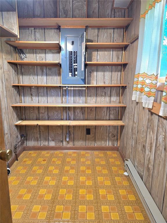 504 Hamilton Rd, Taylor Springs, IL 62089