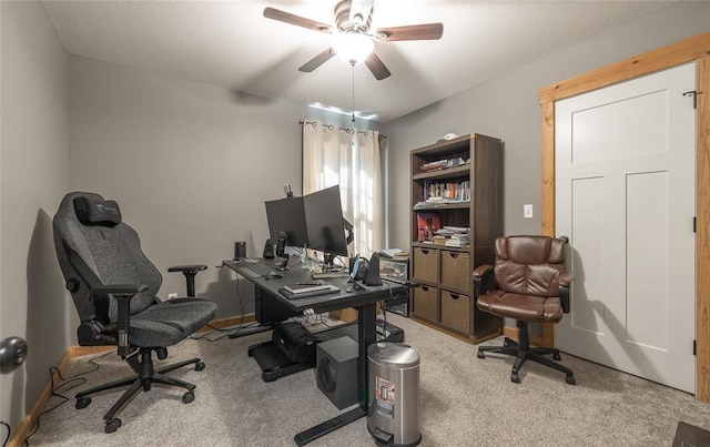 20998 Halifax Dr, Saint Robert, MO 65584 - home office with light colored carpet and a ceiling fan