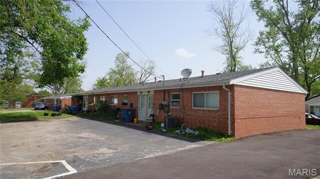229 Solon Dr, Ballwin, MO 63021 - photo 5