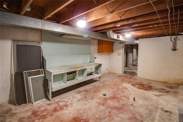 3406 Mcarthur Blvd, Alton, IL 62002 - unfinished below grade area with gas water heater