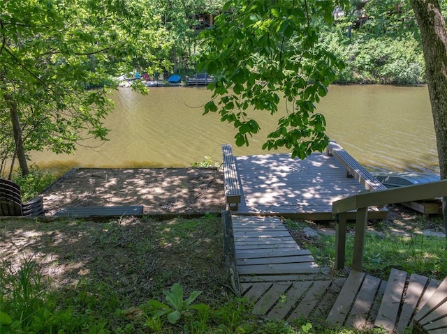 600 Innisfree Lake Dr, Innsbrook, MO 63390 - dock area with a water view