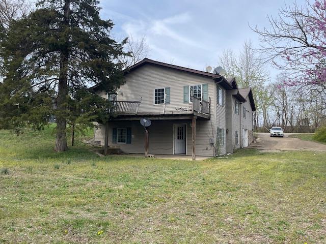 305 W Chestnut St, Dixon, MO 65459