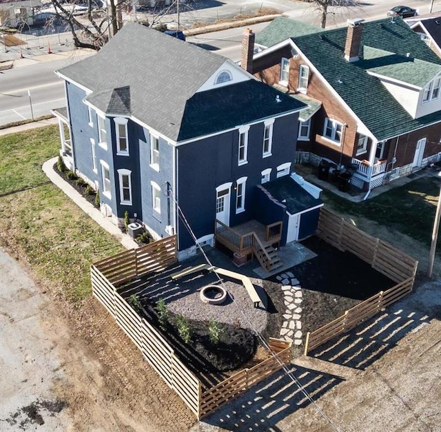 aerial view of property and surrounding area