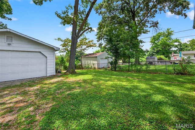 340 Hillcrest Blvd, Ballwin, MO 63021 - photo 32