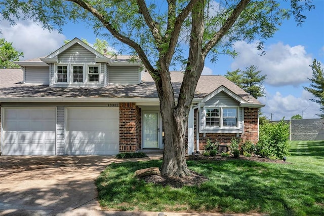 13301 Woodlake Village Ct, Chesterfield, MO 63141