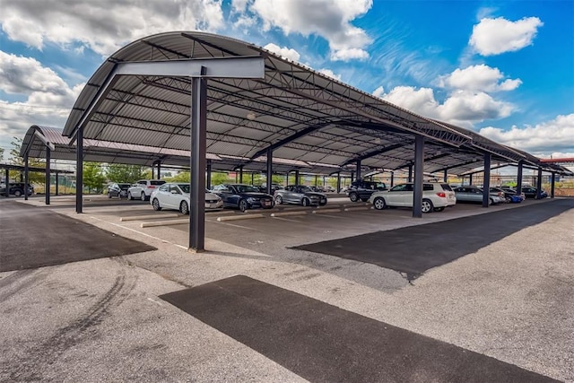 4100 Forest Park Ave Unit 323, Saint Louis, MO 63108 - view of covered parking lot