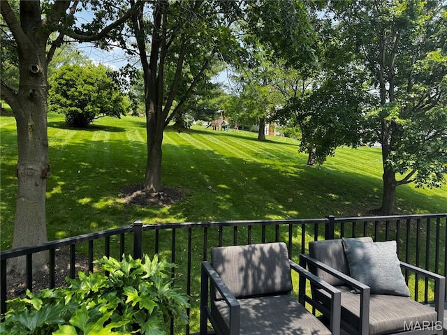 1619 Highland Valley Cir, Wildwood, MO 63005 - wooden terrace featuring a yard