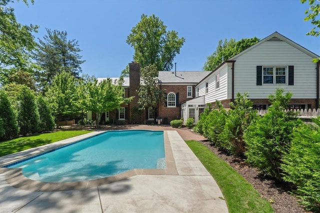 15 Briarcliff Rd, Ladue, MO 63124 - outdoor pool with a patio area