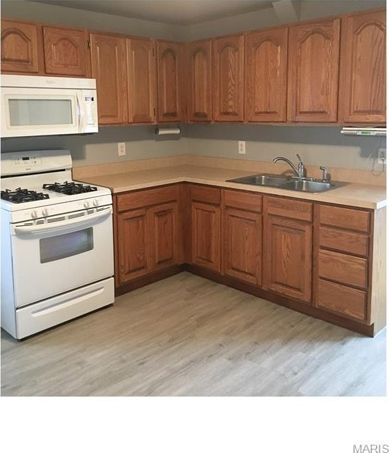 11347 Oak Ave, Bridgeton, MO 63044 - photo 24