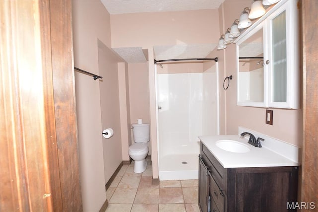 11370 County Road 5220, Rolla, MO 65401 - full bath with a shower and vanity