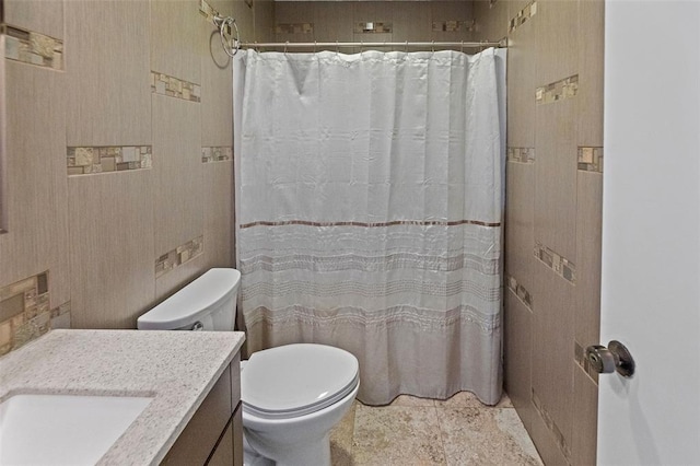 1404 Hampton Ct, Belleville, IL 62223 - bathroom featuring vanity, toilet, and curtained shower