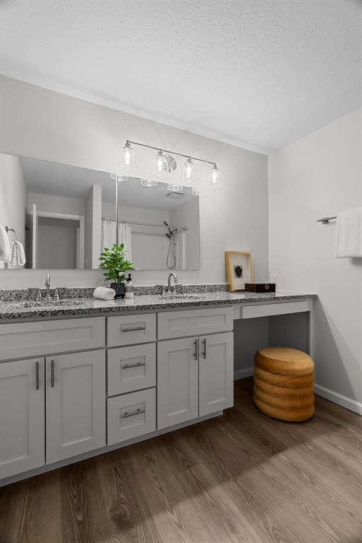 3111 Broken Oak Dr Unit B, Saint Louis, MO 63129