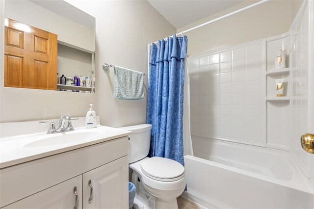 6 E Crestview Dr, Ofallon, MO 63366