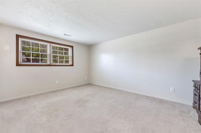6 E Crestview Dr, Ofallon, MO 63366