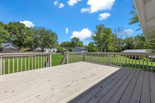 6 E Crestview Dr, Ofallon, MO 63366