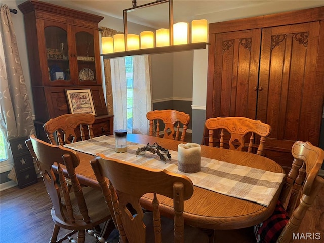 414 Hillcrest Dr, Sullivan, MO 63080 - dining area featuring wood finished floors