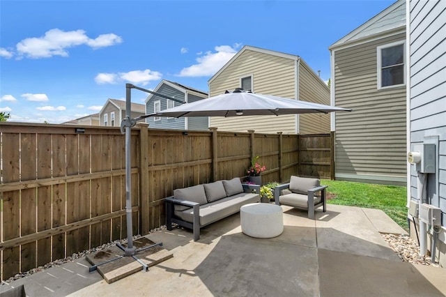 3481 New Town Lake Dr, Saint Charles, MO 63301 - fenced backyard with outdoor lounge area and a patio area