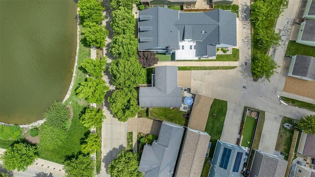 3481 New Town Lake Dr, Saint Charles, MO 63301 - drone / aerial view