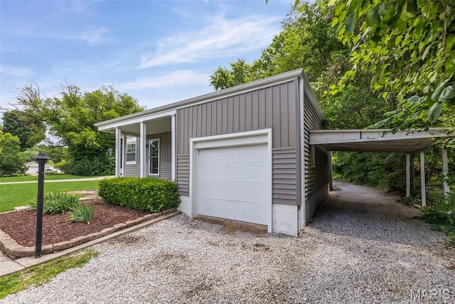 6446 Old Collinsville Rd, Ofallon, IL 62269 - garage with driveway
