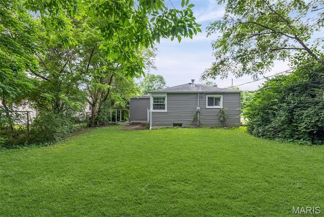 6446 Old Collinsville Rd, Ofallon, IL 62269 - view of grassy yard