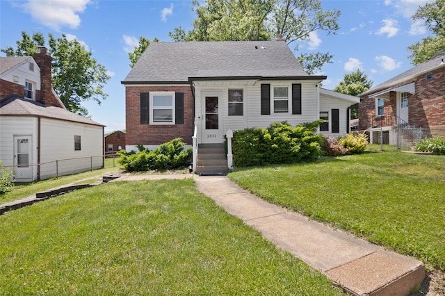 2831 Dunkirk Dr, Saint Louis, MO 63119 - bungalow featuring brick siding