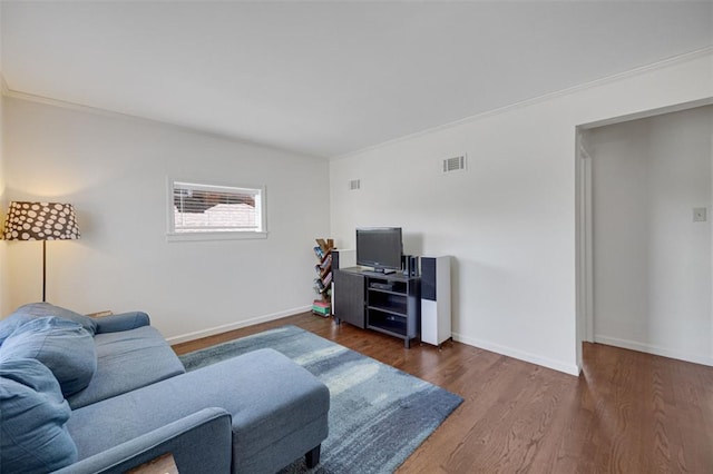 2831 Dunkirk Dr, Saint Louis, MO 63119 - living room featuring dark wood finished floors and baseboards
