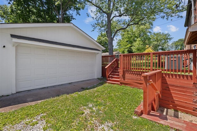 2831 Dunkirk Dr, Saint Louis, MO 63119 - view of detached garage