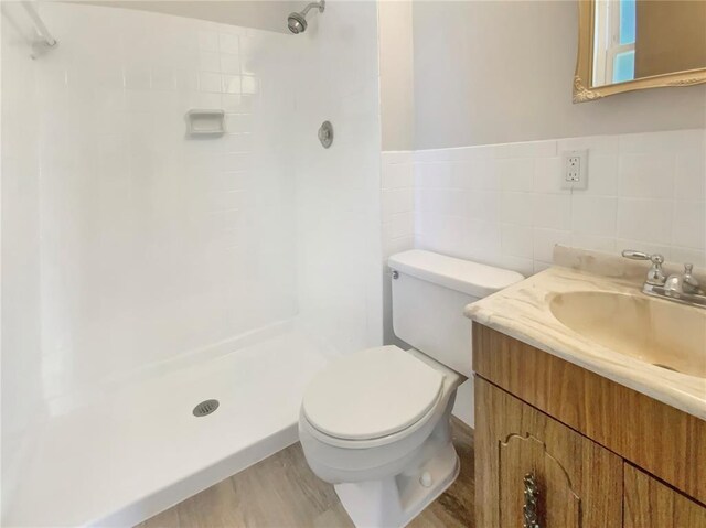 5657 Hidden Cove Ln, Florissant, MO 63034