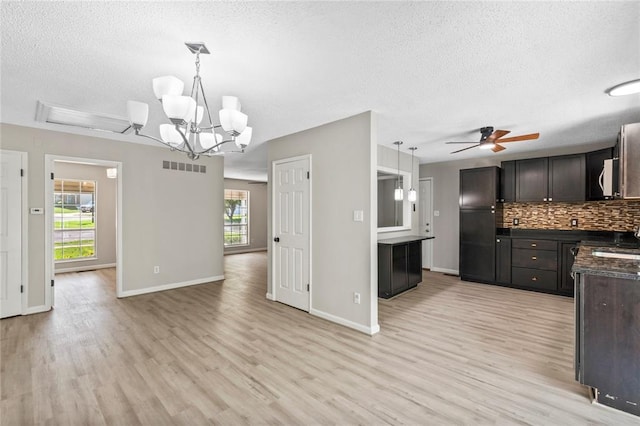 6995 Candlewick Way, Florissant, MO 63033