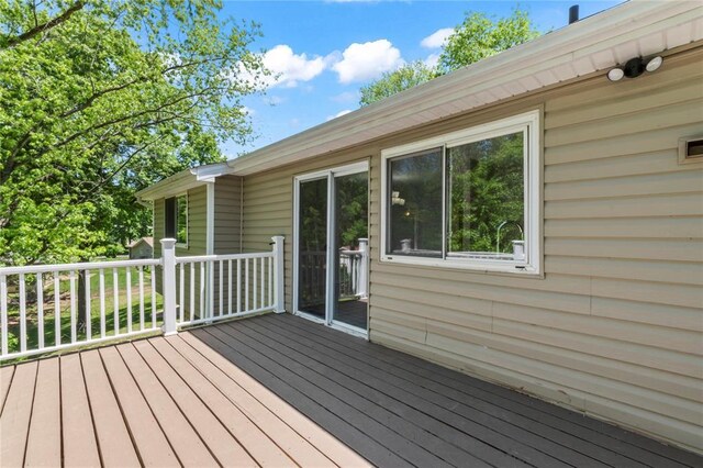 6995 Candlewick Way, Florissant, MO 63033
