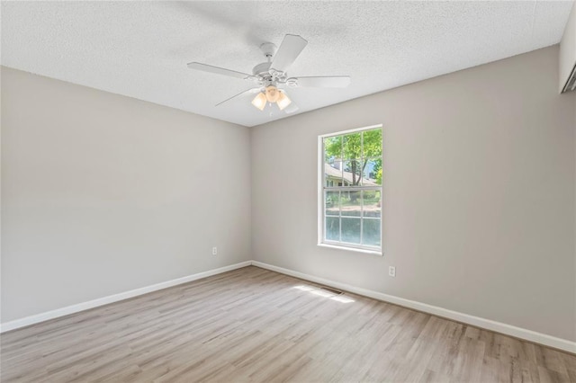 6995 Candlewick Way, Florissant, MO 63033