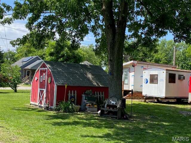 502 N St, Witt, IL 62094 - photo 9