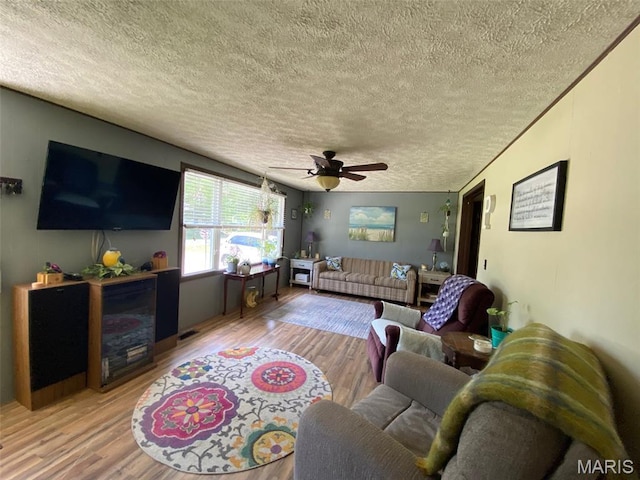 502 N St, Witt, IL 62094 - photo 15