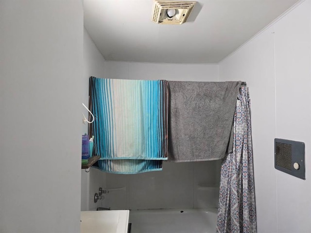 602 Center St, Bloomfield, MO 63825 - view of bathroom