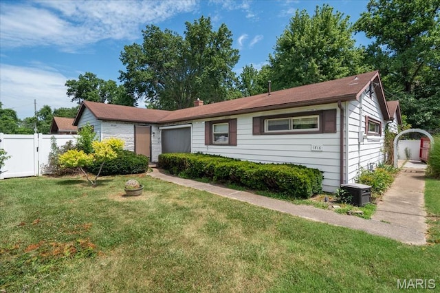 1816 N Belt, Belleville, IL 62221 - view of front of property with a gate