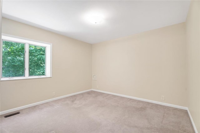 9216 Matthews Ln, Sunset Hills, MO 63127 - spare room with light colored carpet and baseboards