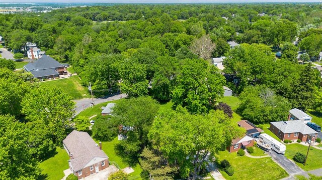 222 Circle Dr, Collinsville, IL 62234